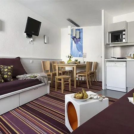Pierre & La Daille Apart-hotel